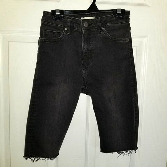 bermuda black jean knee length shorts - Picture 1 of 2
